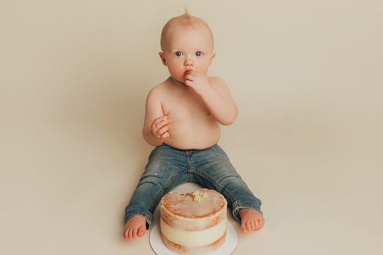 Ogden Utah Cake Smash Photography | Minimalistic Boy Cake Smash
