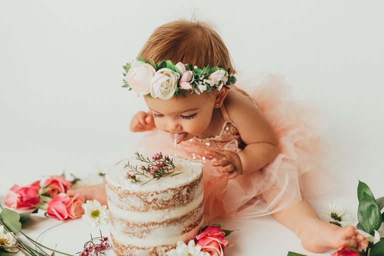 Ogden Utah Cake Smash Photography | Scarlett