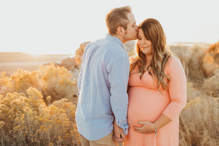 Utah Maternity Photographer | The Briggs Family