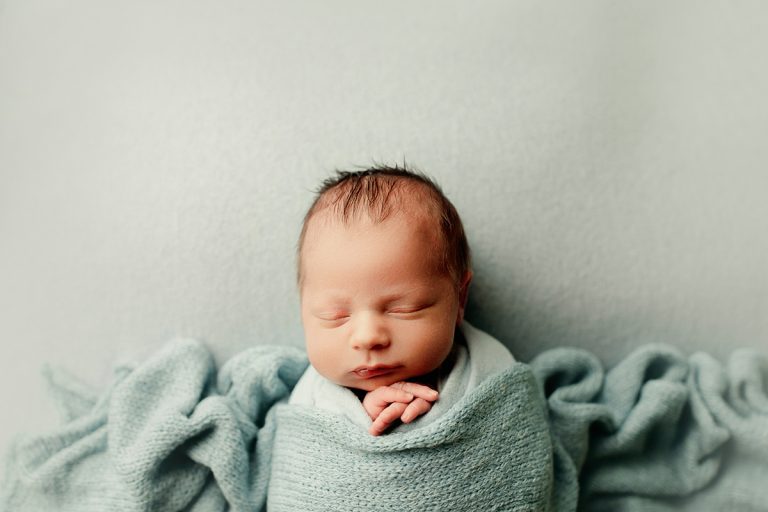 Utah Newborn Photographer | Wrapped Mini Session